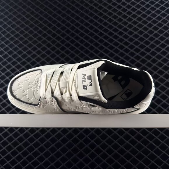 MLB Chunky Liner Low-top Sneakers - Snail Enjoyment, Unique Charm, Free and Dyna main image 6